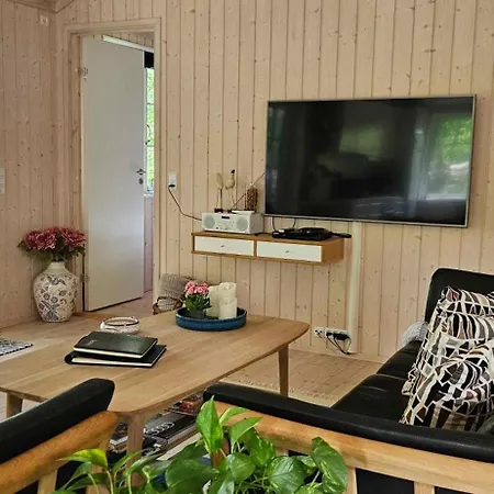 بيت للعطل Cozy Just 300 M From Hove Asnæs