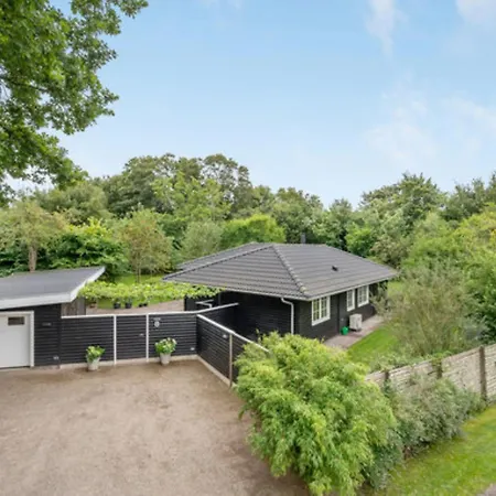 Cozy Just 300 M From Hove * Asnæs